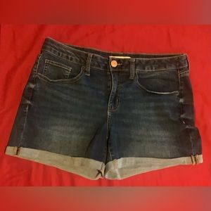 Women’s (juniors) shorts